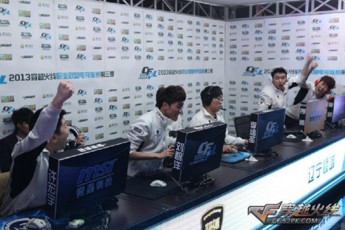 对决备受瞩 对决备受瞩