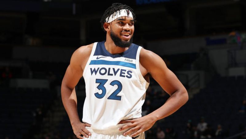 体育冬奥时刻：冬奥会项目——雪橇