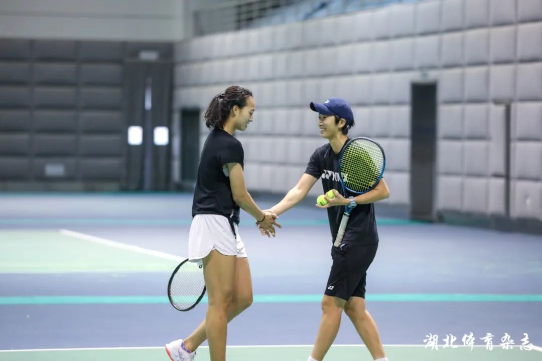 他强硬的对 他强硬的对